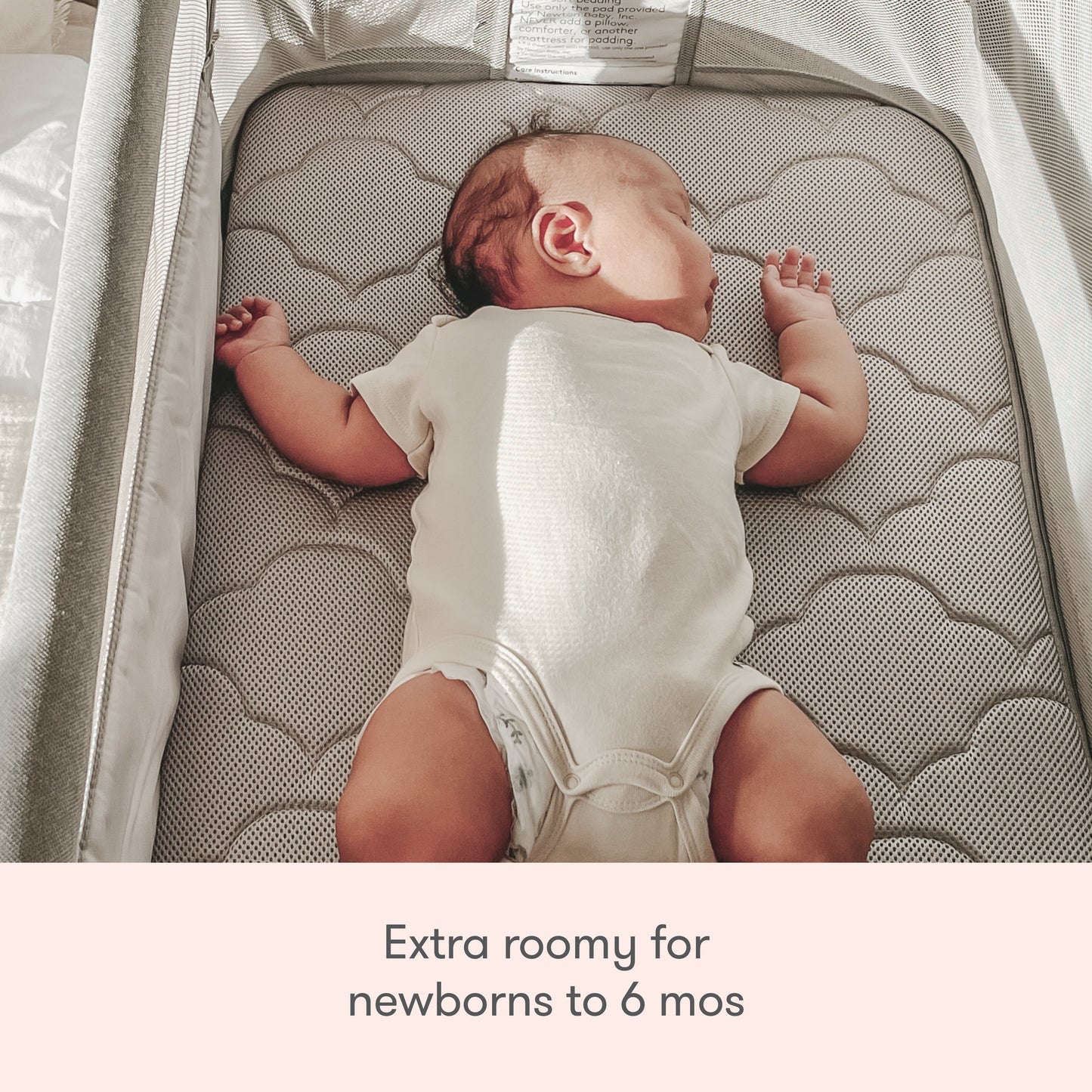Bassinet & Bedside Sleeper + Waterproof Mattress