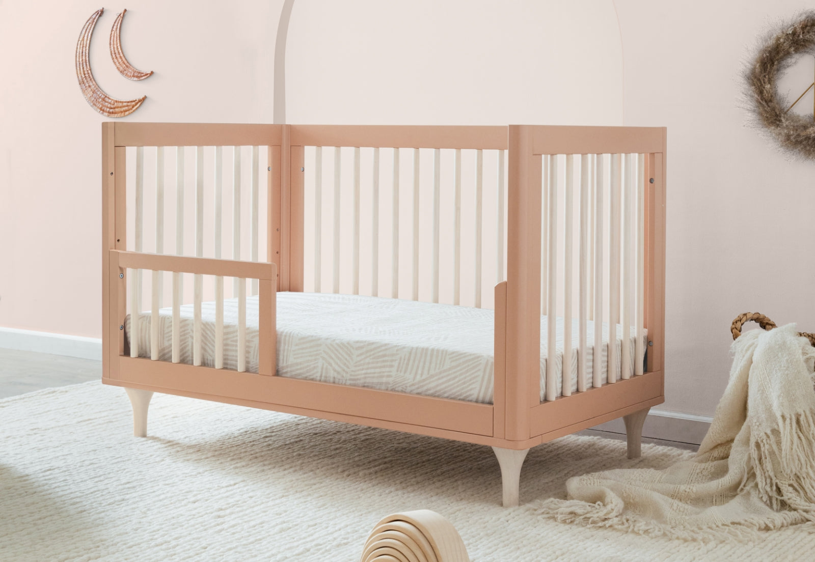Lolly Convertible Crib